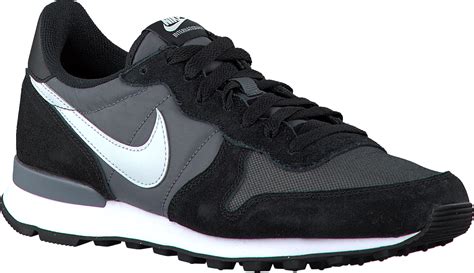 Graue Nike Flash online 